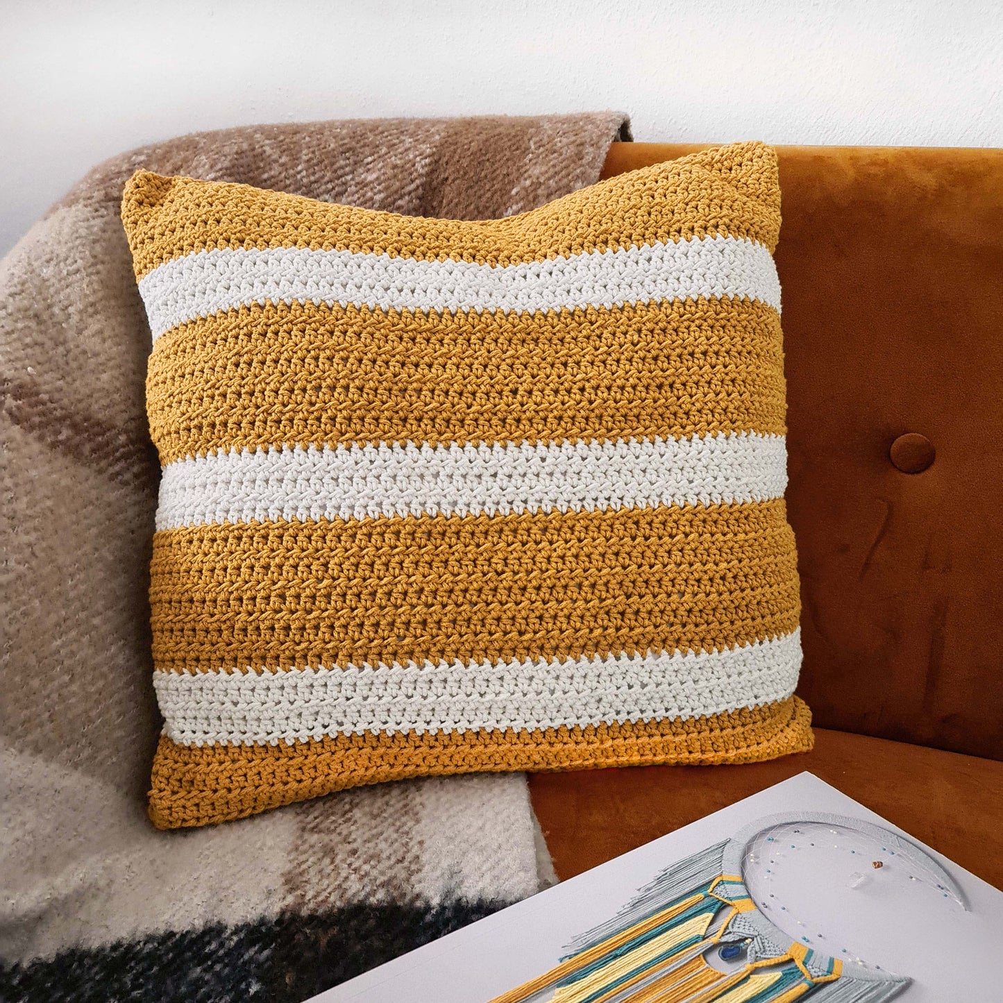 TAIE D'OREILLER RAYURES EN CROCHET