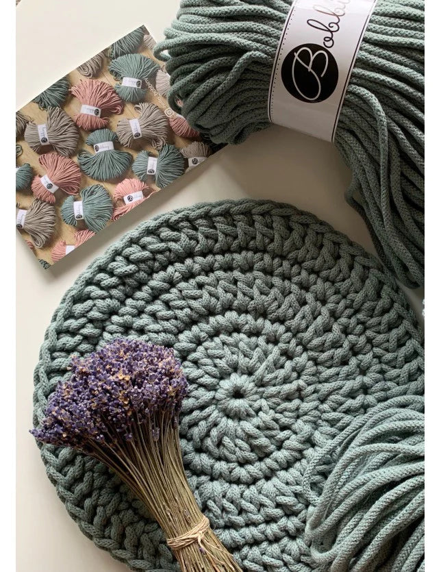 DESSOUS D’ASSIETTE EN CROCHET